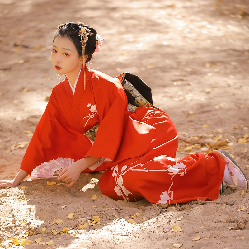 Red Color Winter Plum Prints W - Traditional Winter Japanese Clothing recension och pris