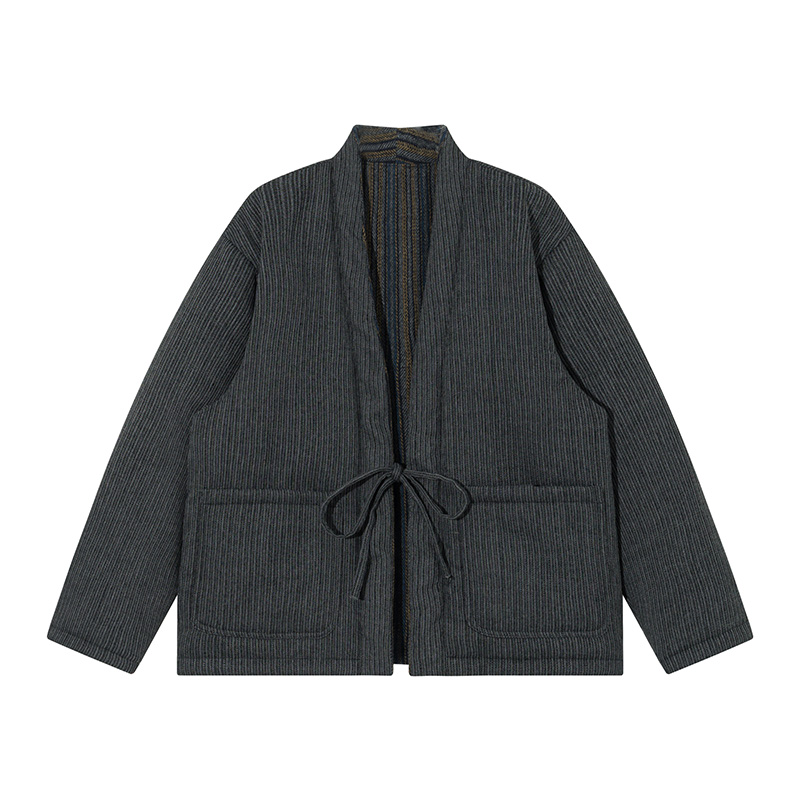 Japanese Style Striped Kimono  - Traditional Winter Japanese Clothing recension och pris