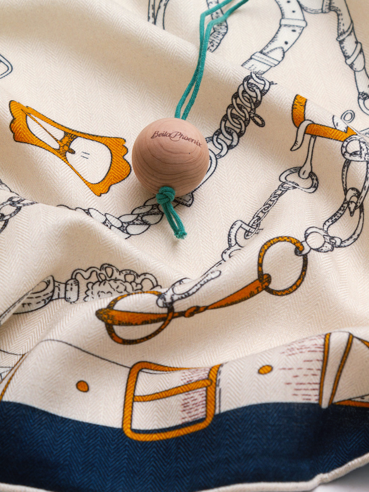 Silk Blend Scarf Luxury Brand  - Winter Clothing Hong Kong recension och pris