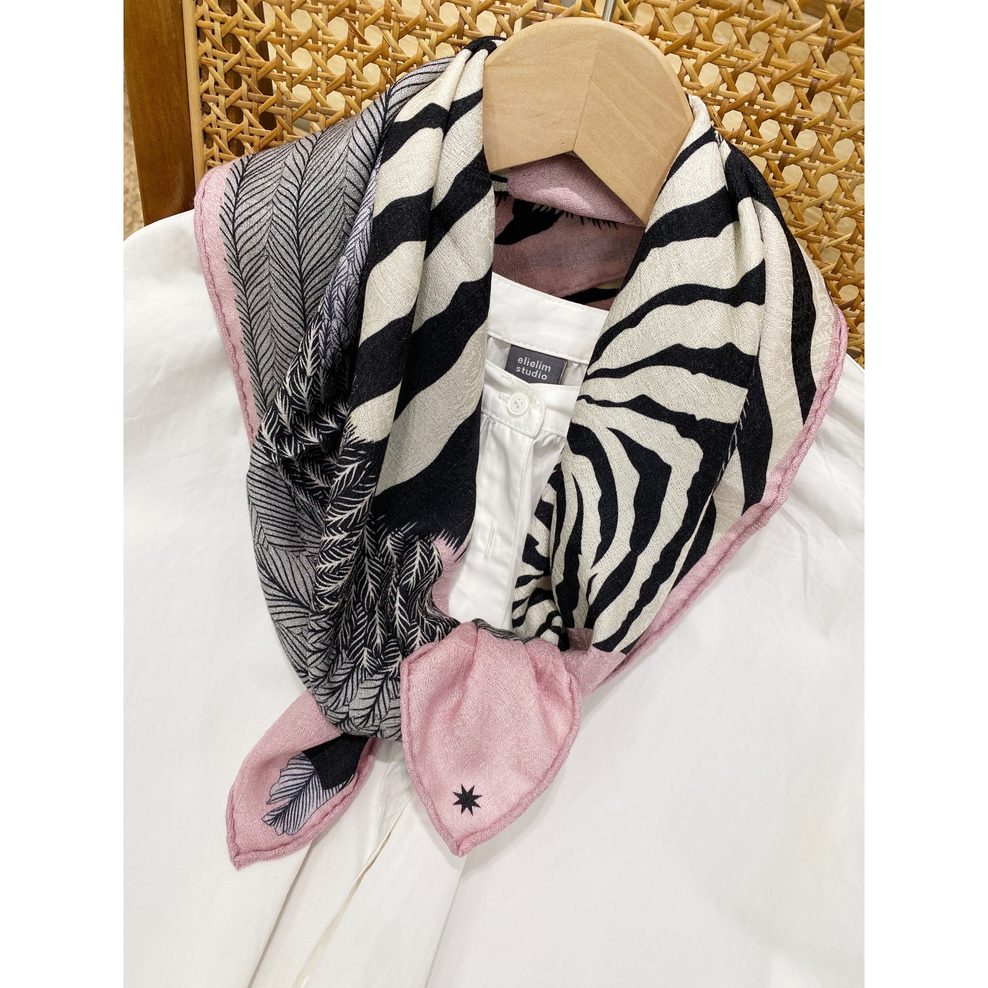 Double Side Silk Wool Scarf Wo - Winter Clothing Hong Kong recension och pris