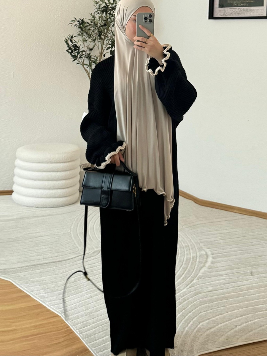 Muslim Women Winter Dubai Abay - Winter Clothing Dubai recension och pris