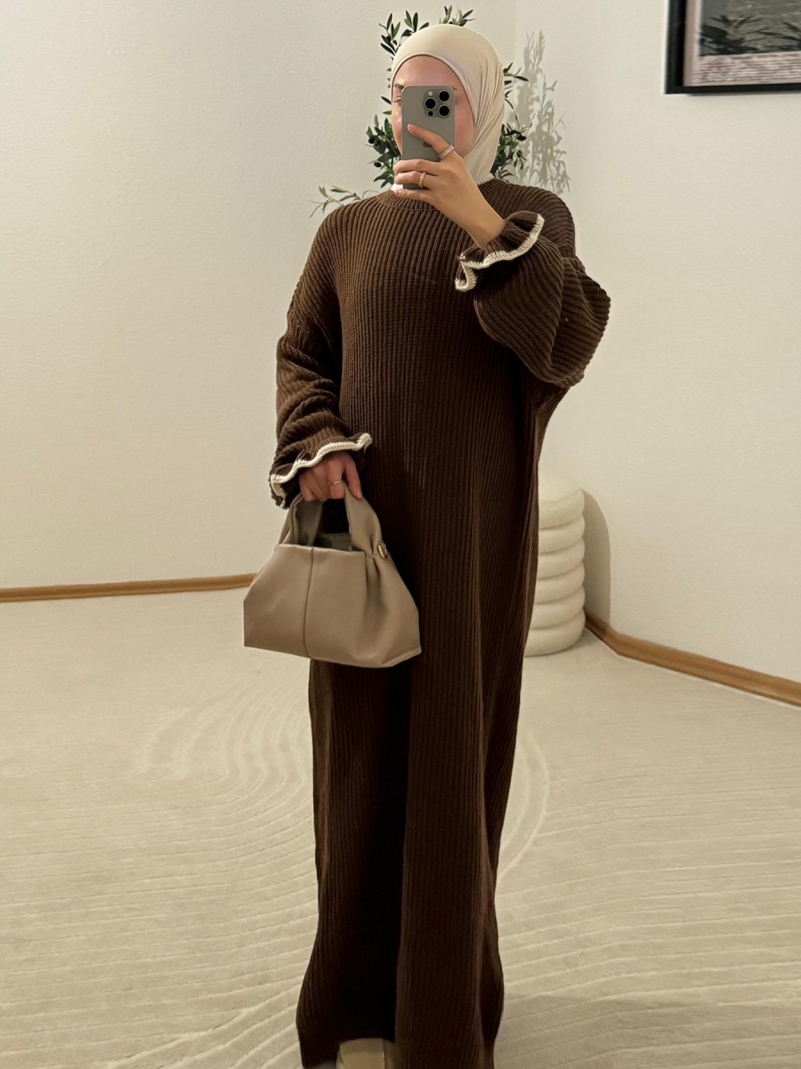 Muslim Women Winter Dubai Abay - Winter Clothing Dubai recension och pris