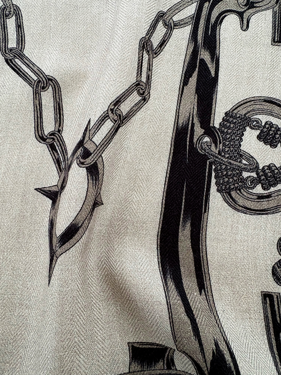 Double Faced Scarf 65cm Luxury - Winter Clothing Hong Kong recension och pris