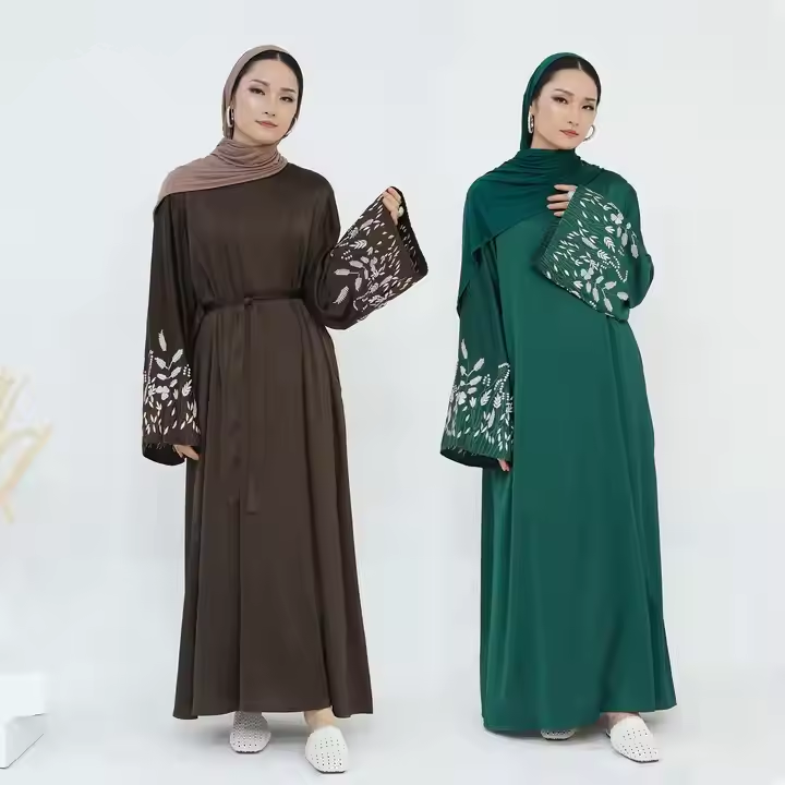 Embroidery Abaya for Women Mus - Winter Clothing Dubai recension och pris
