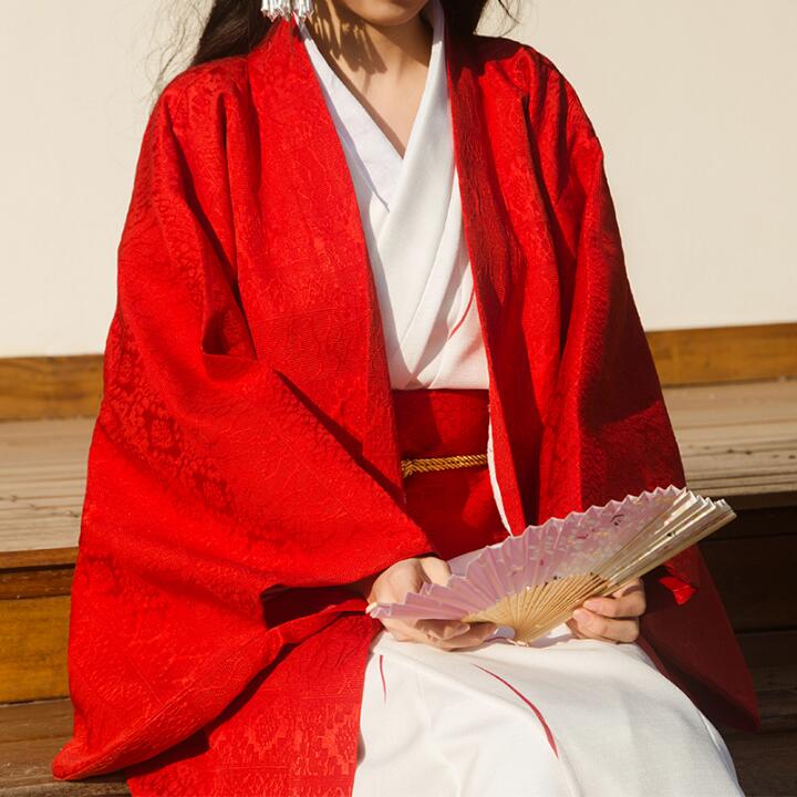 Tradition Japanese Women Kimon - Traditional Winter Japanese Clothing recension och pris
